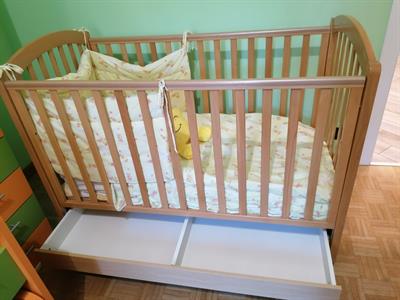 Lettino bimbi come nuovo da non comprare più niente, in legno - Foto 2