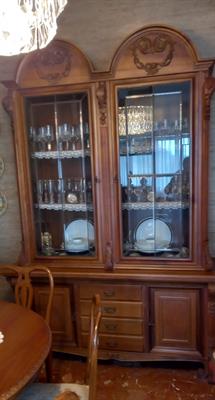 Credenza e Tavolo in Noce Nazionale