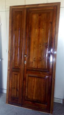 Portone in Legno Massello di Pino completo di tutto