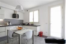 Cucina in vetro bianco