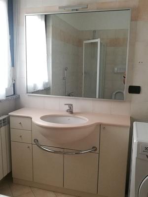 Mobile bagno + specchio e luce