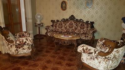 Salotto in legno massello