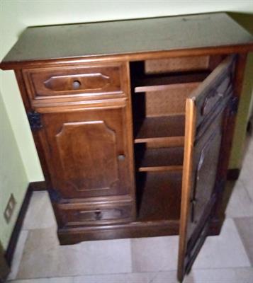 Scarpiera in legno essenza noce a 2 ante