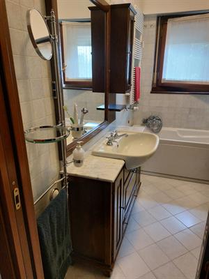 Bagno in arte povera
