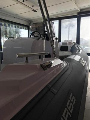 Nuovo Gommone Ranieri HR65 4XC anno 2023
