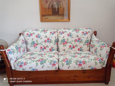 Divano e poltrone legno massello