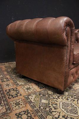 Divano Chesterfield club 3 posti in pelle marrone chiaro - Foto 6