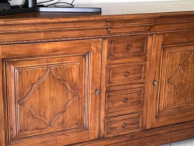 Credenza in noce nazionale