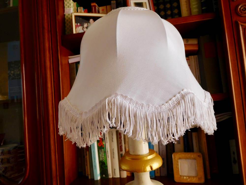Elegante Paralume Vittoriano Con Frange In Tessuto - Per Lampade Da Tavolo E Scrivania